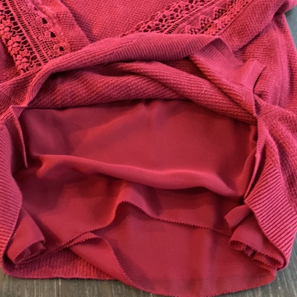 Lucky Brand ladies burgundy three-quarter sleeve lacy sweater. Size XS. - Picture 5 of 11